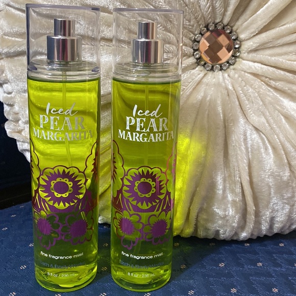 BATH & BODY WORKS SET. . . ICED PEAR MARGARITA SCENT - Picture 2 of 2